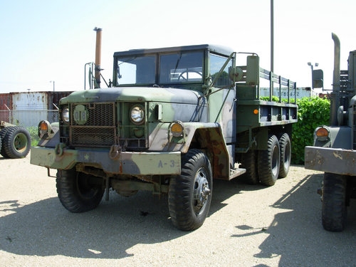 Camion d'autocar jaune Camion de cargaison à usage général de 25 tonnes 6x6